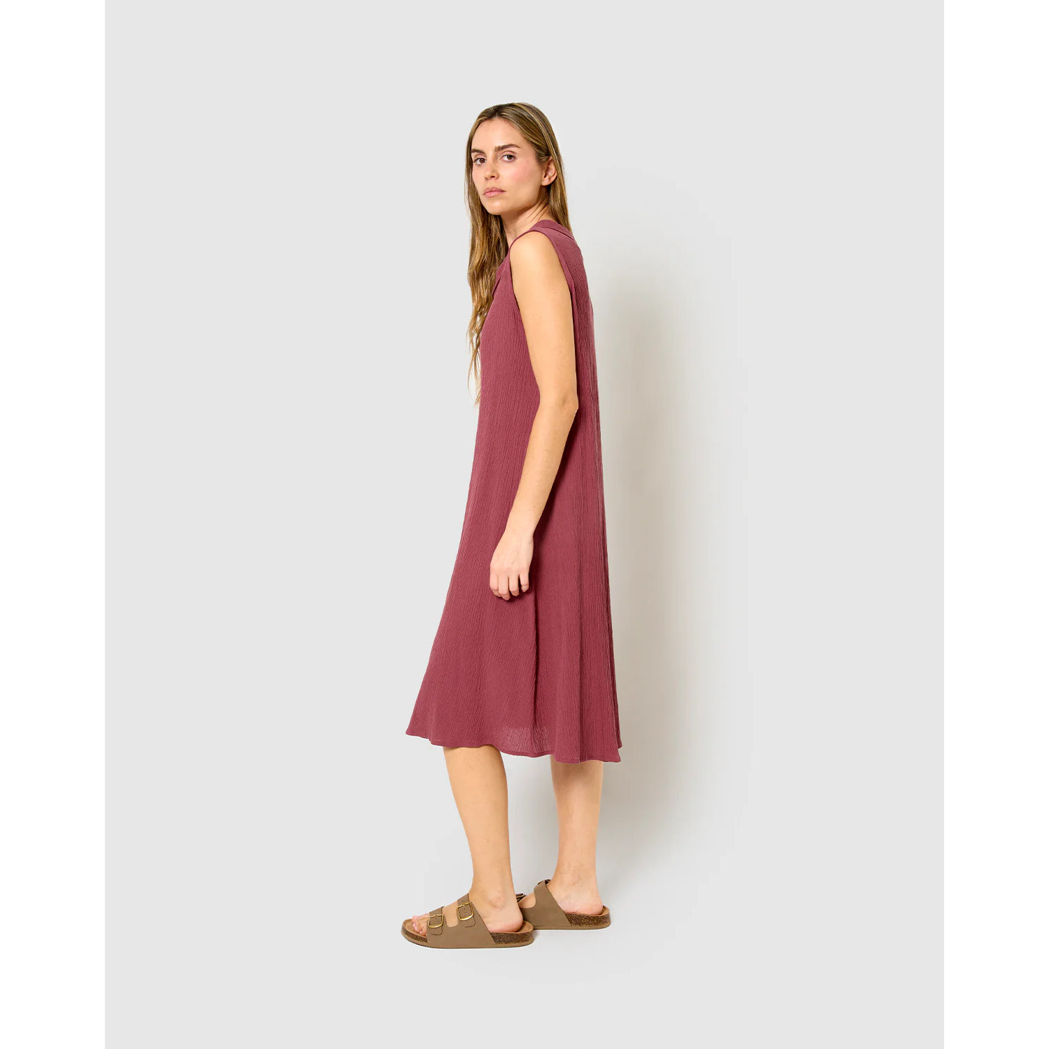 Abito midi con colletto drappeggiato, in cotone e lino, color malva