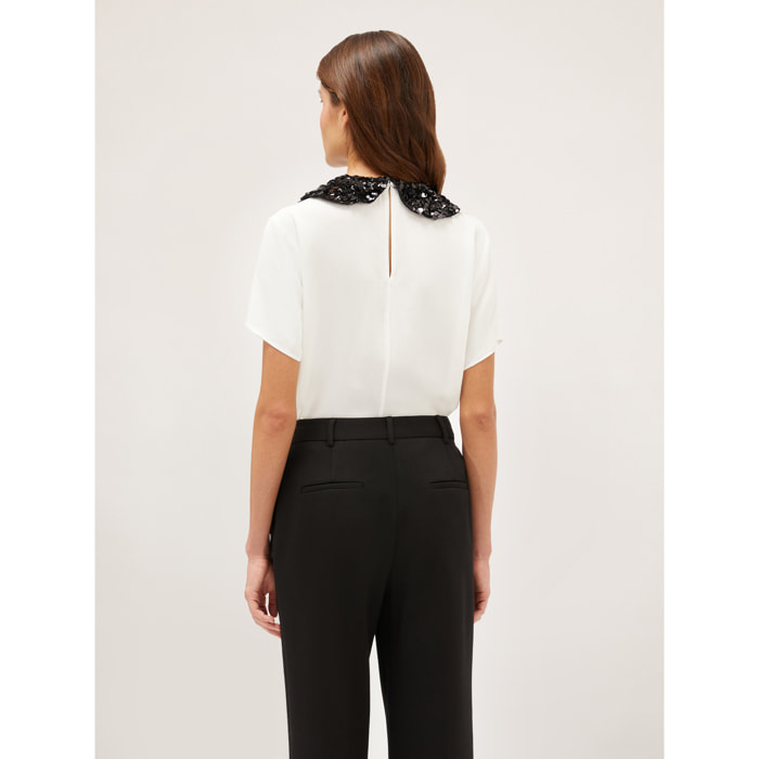 Motivi - Blusa de manga corta con cuello bordado - Blanco