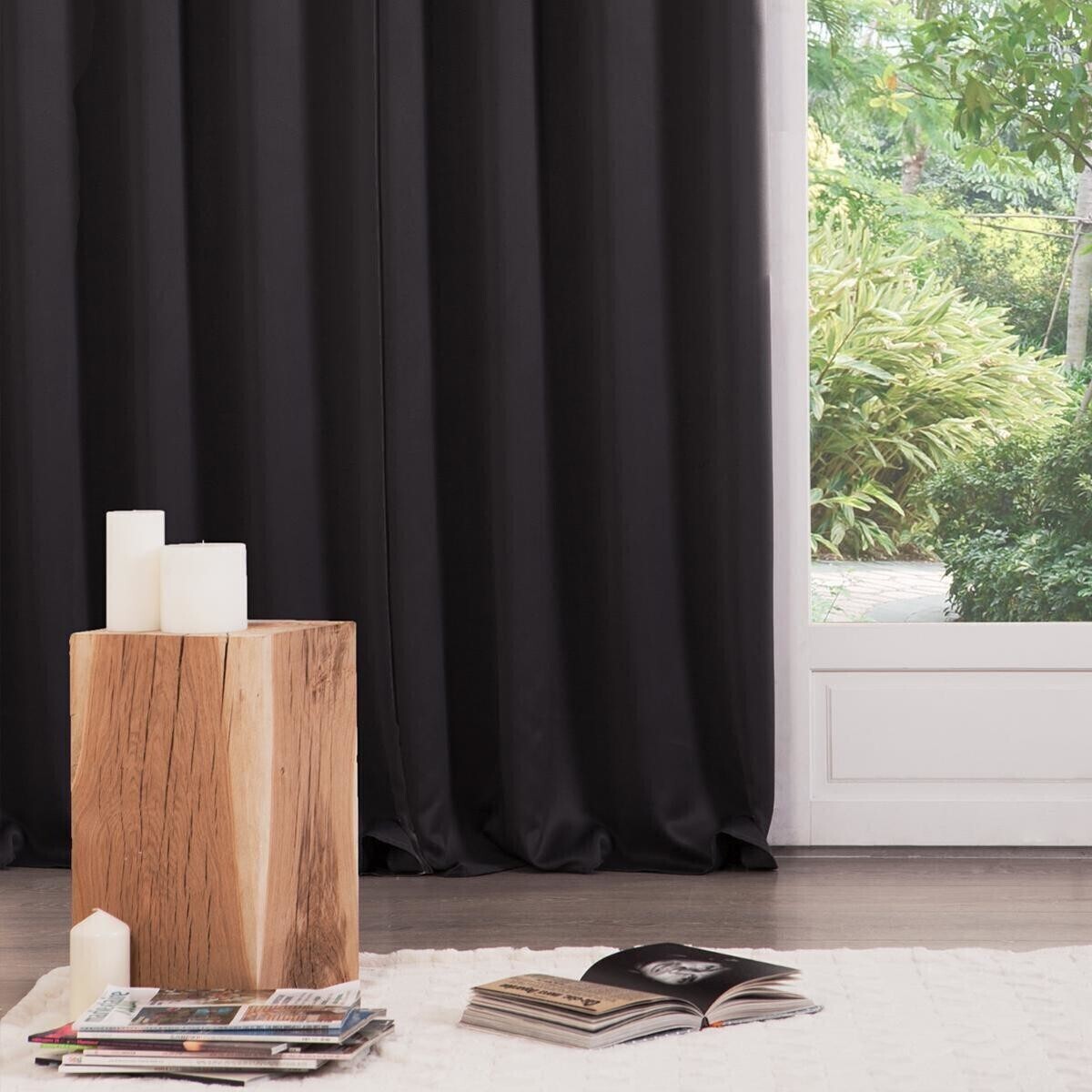 Lot de 2 rideaux occultants noir 135x240cm