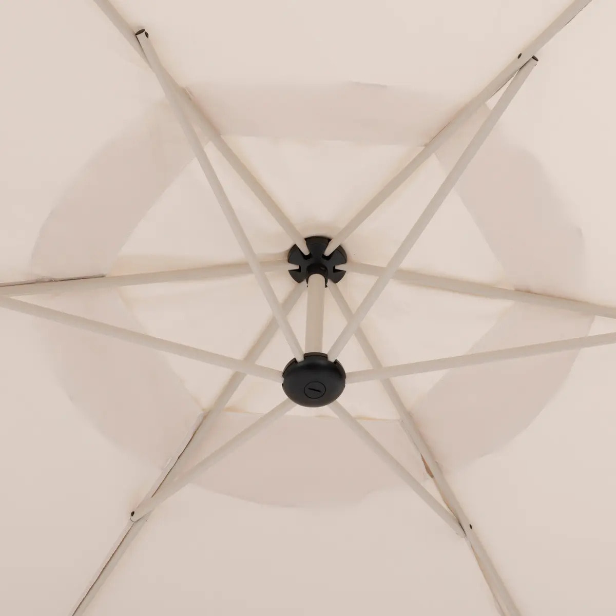 Parasol déporté rond "Manoa" argile & blé 3m en aluminium acier et polyester