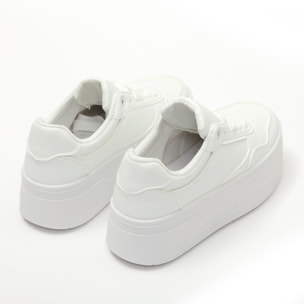 Sneakers in simil pelle platform