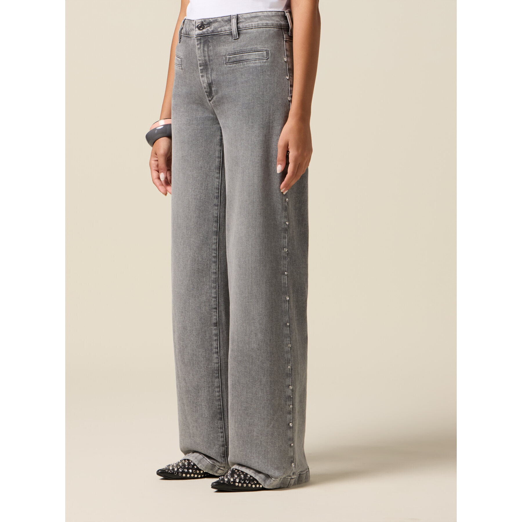 Oltre - Jeans a palazzo con borchie decorative - Grigio