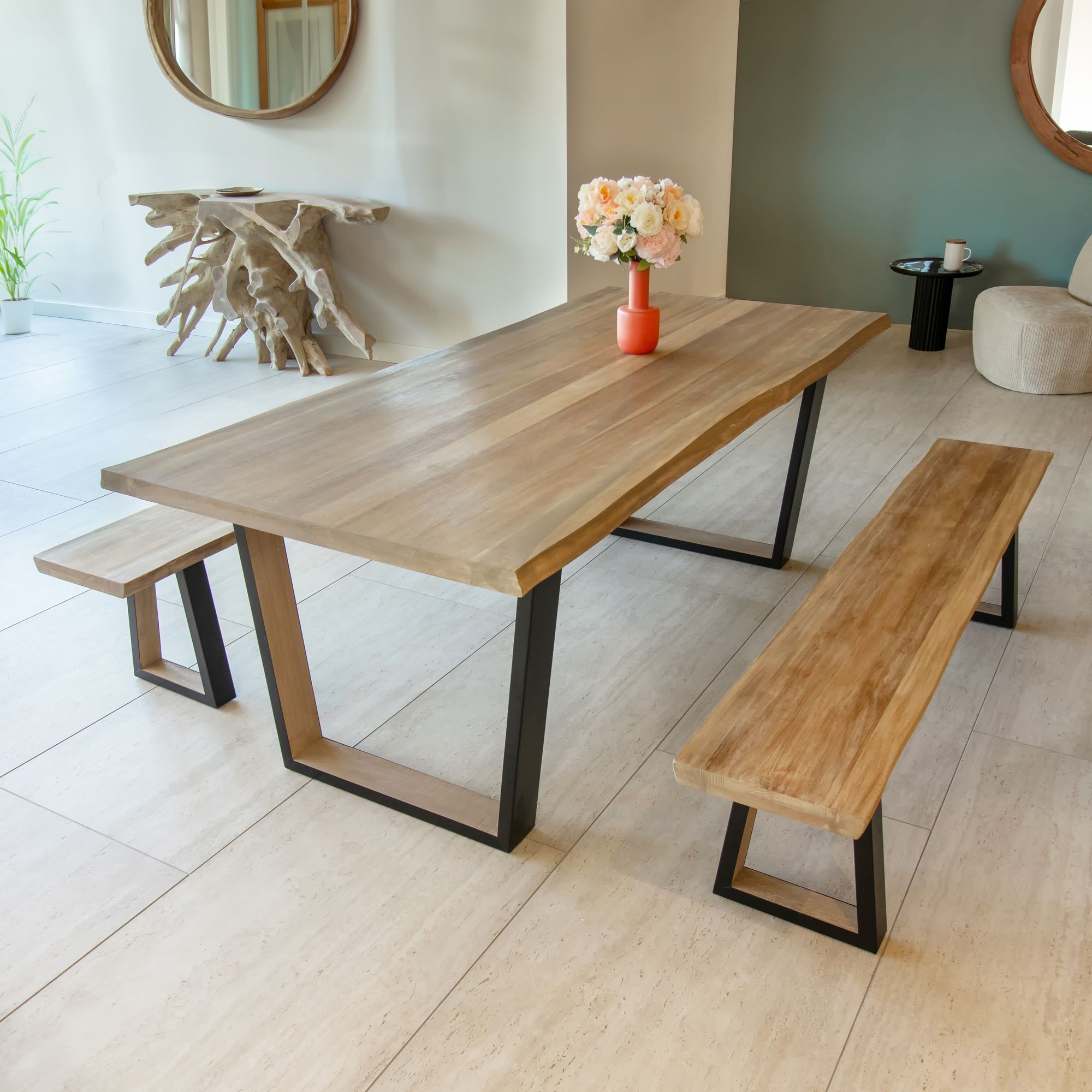 Ensemble table et banc en bois d'acacia et pieds métal noir HERA