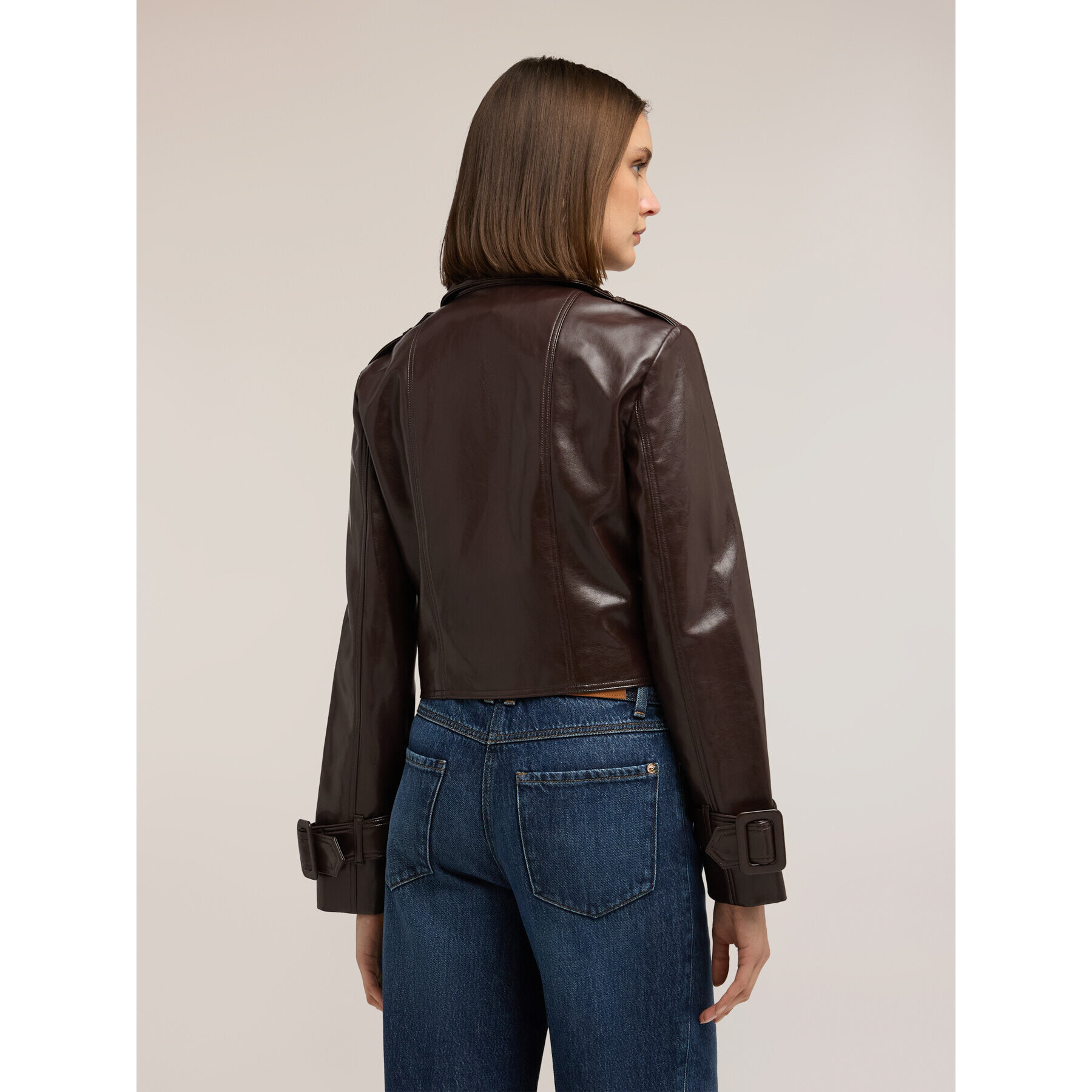 Motivi - Chaqueta cropped en tejido revestido brillante - Burgundy