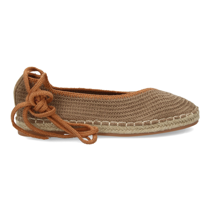 Alpargata plana mujer tejido flexible con cordones