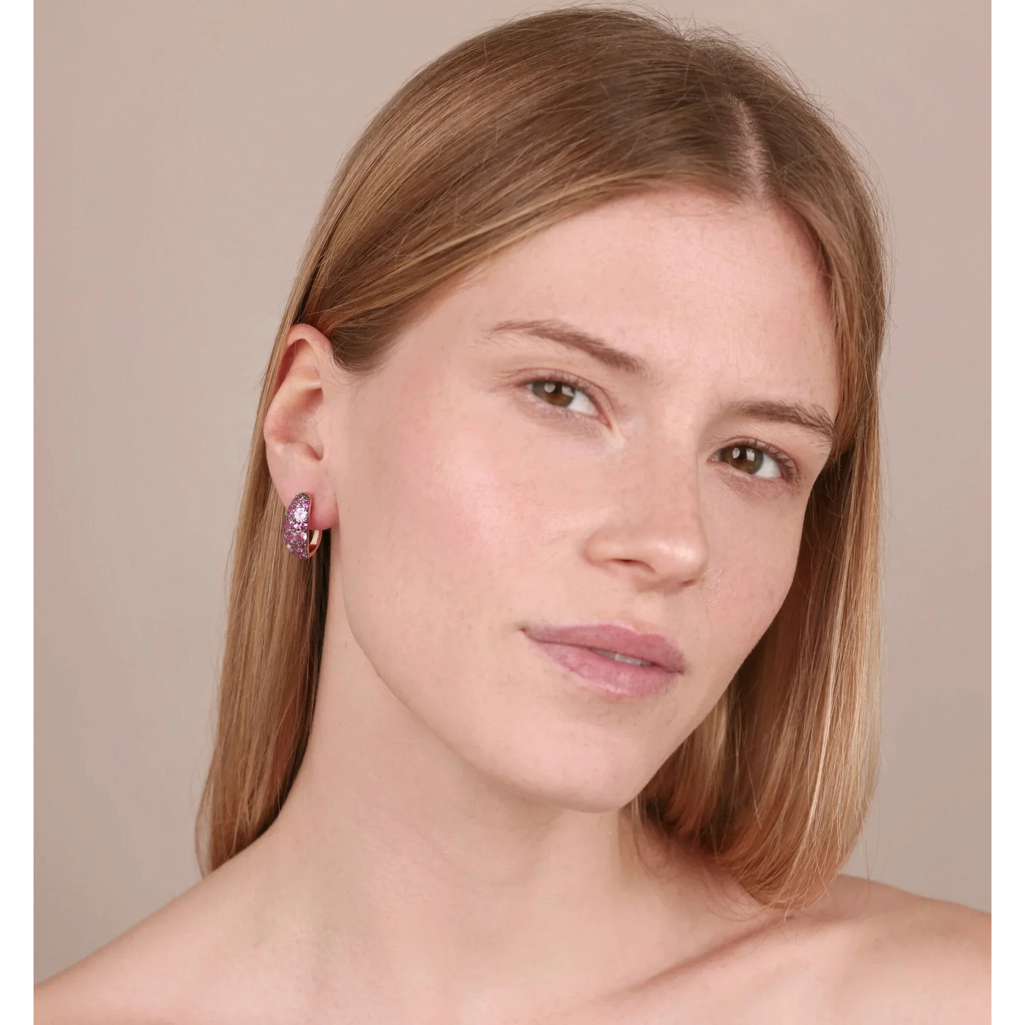 Orecchini a Lobo Ovali in Pavé Misto di Cubic Zirconia Rosa