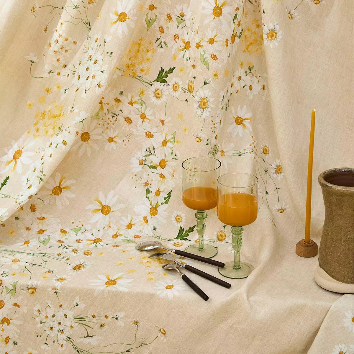 Nappe lin & coton lavé 150 g/m² imprimé jaune beige Daisy chanvre