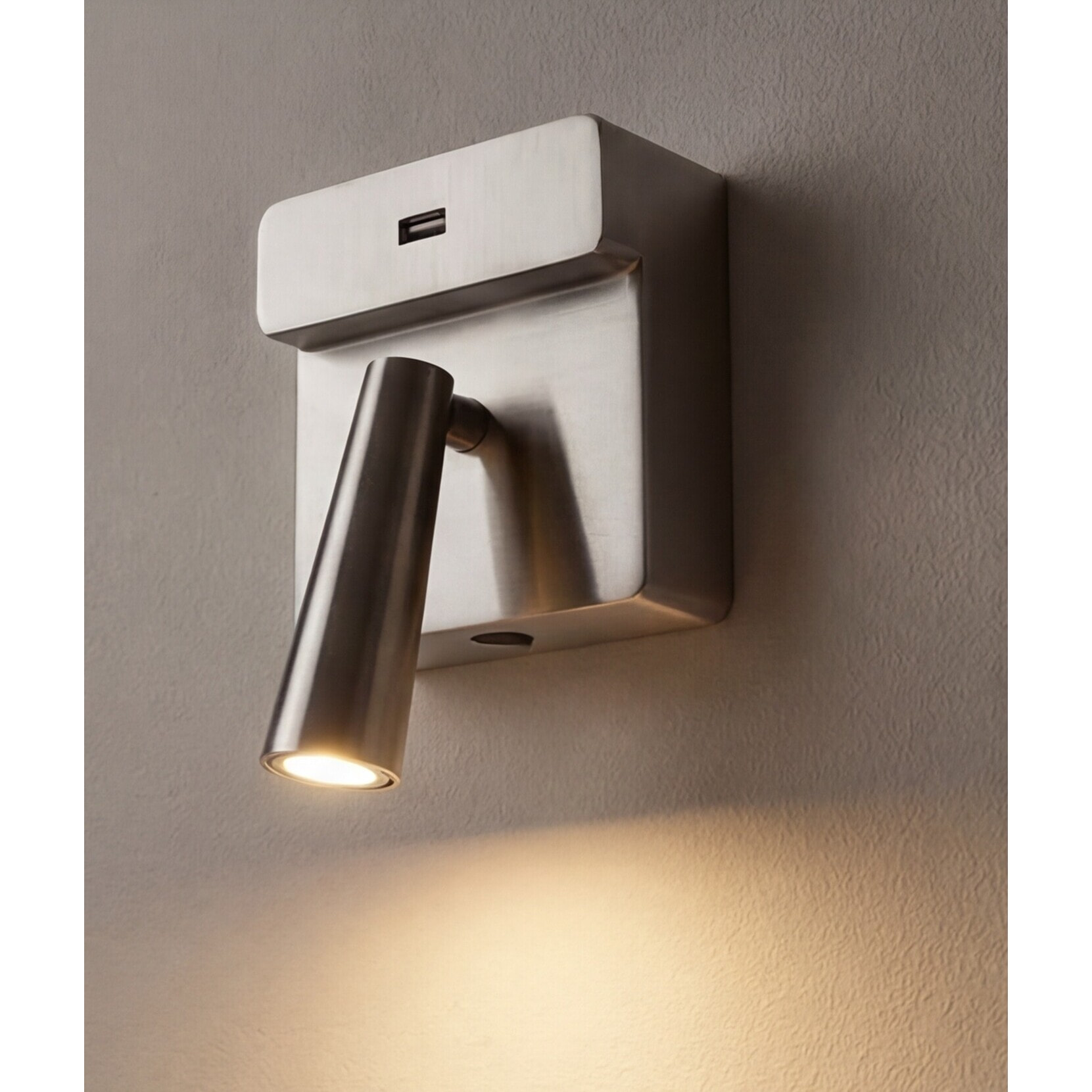 LEDS C4 Luz de lectura Gamma USB LED 3.5 Blanco cálido - 2700K ON-OFF Níquel satinado 123lm