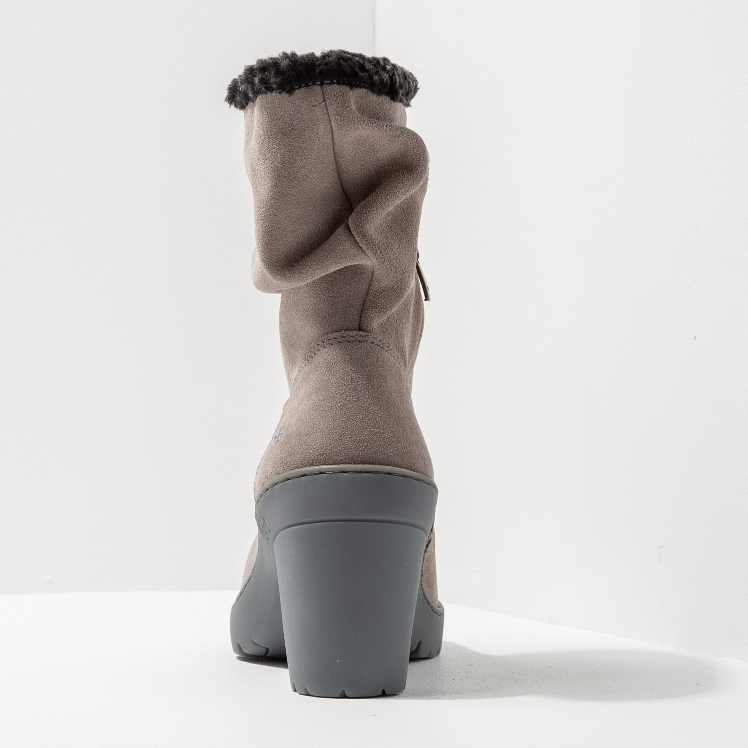 Botines con tacón 1757 LUX SUEDE GREY/ TRAVEL color Grey