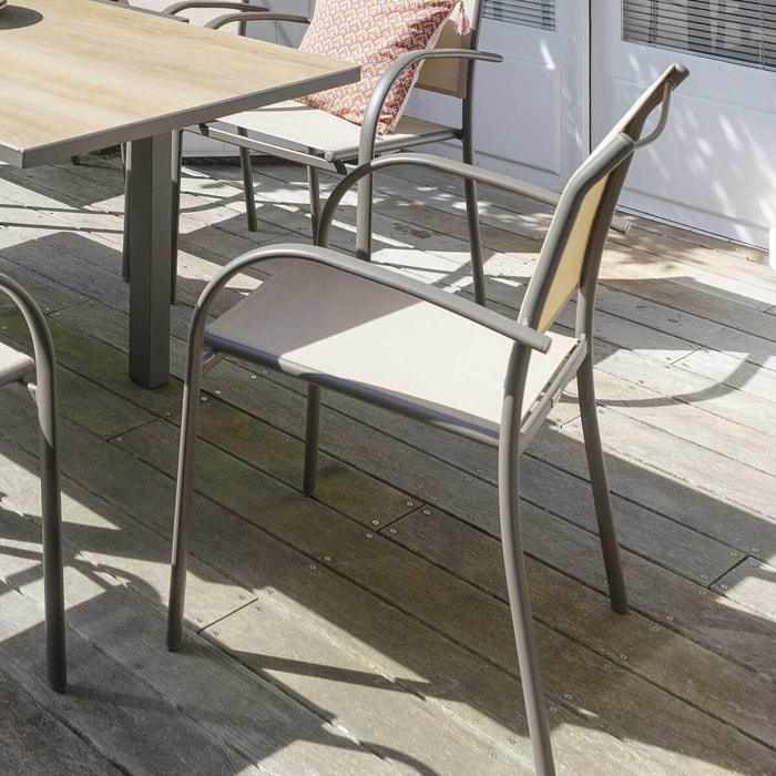 Fauteuil de jardin empilable "Piazza" lin & tonka en aluminium traité époxy