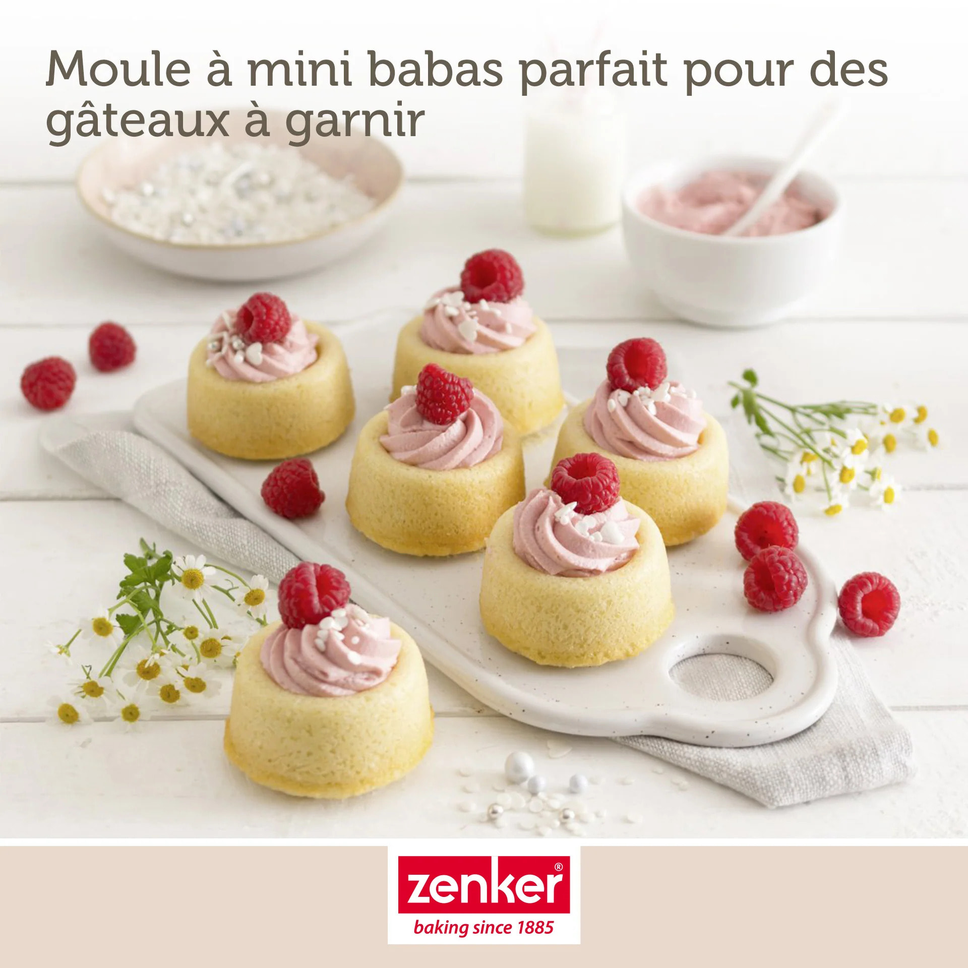 Set à pâtisserie 1 moule à 12 babas au rhum 2 bols à mixer 1 verre mesureur et 1 spatule Zenker Spécial Créative