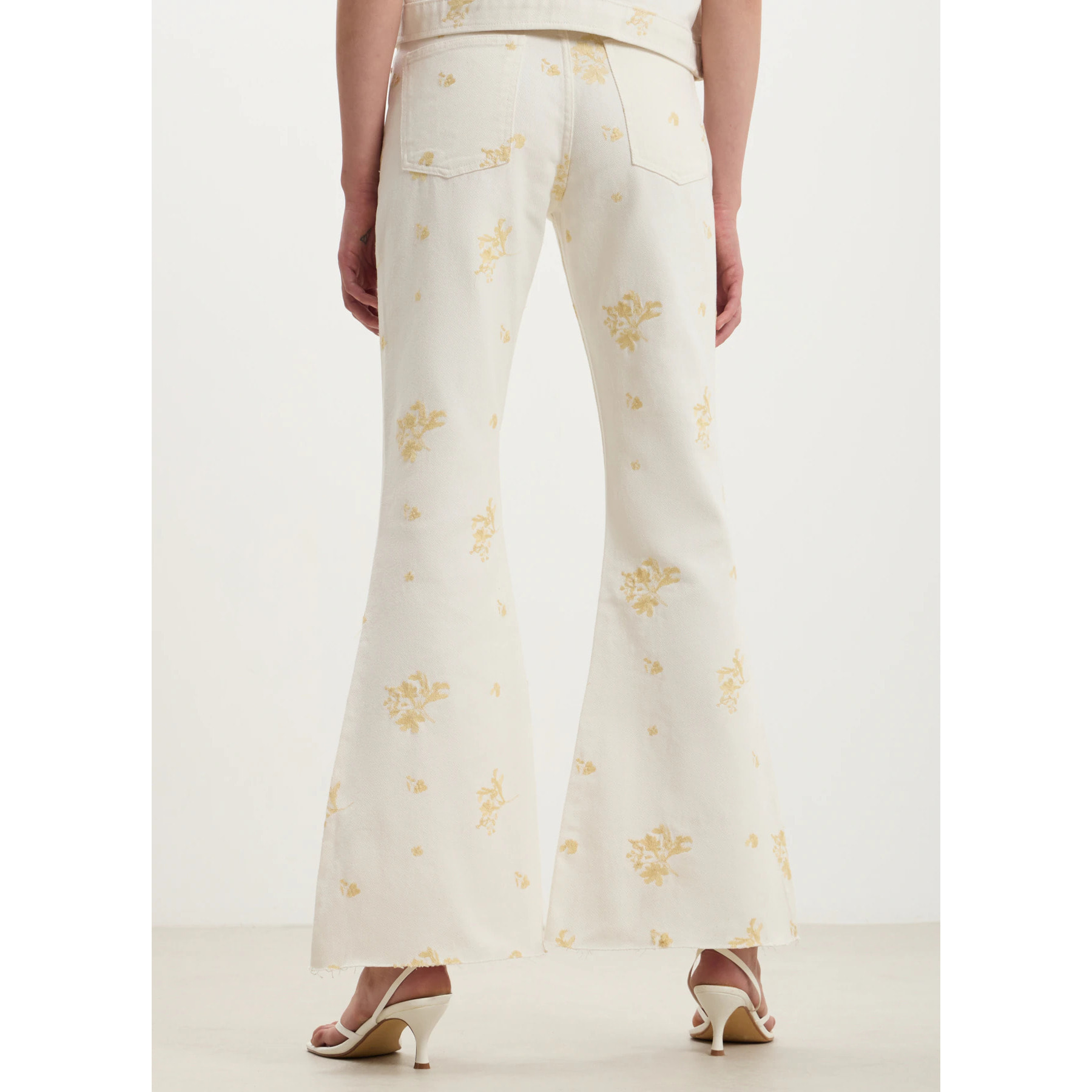 Pantalone flare con ricami