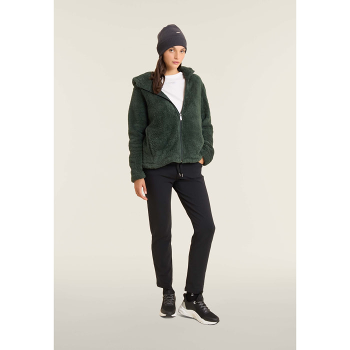 Berretto a coste in filato morbido