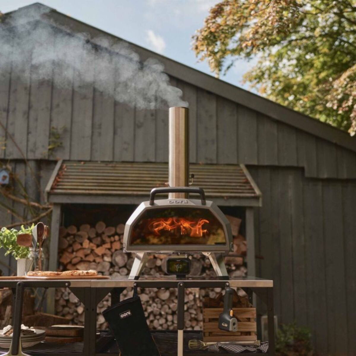 Four à pizza charbon OONI Karu 2 Pro noir multicombustible pizza 40cm préchauffage 15 min, de 110 à 500°C, thermostat digital