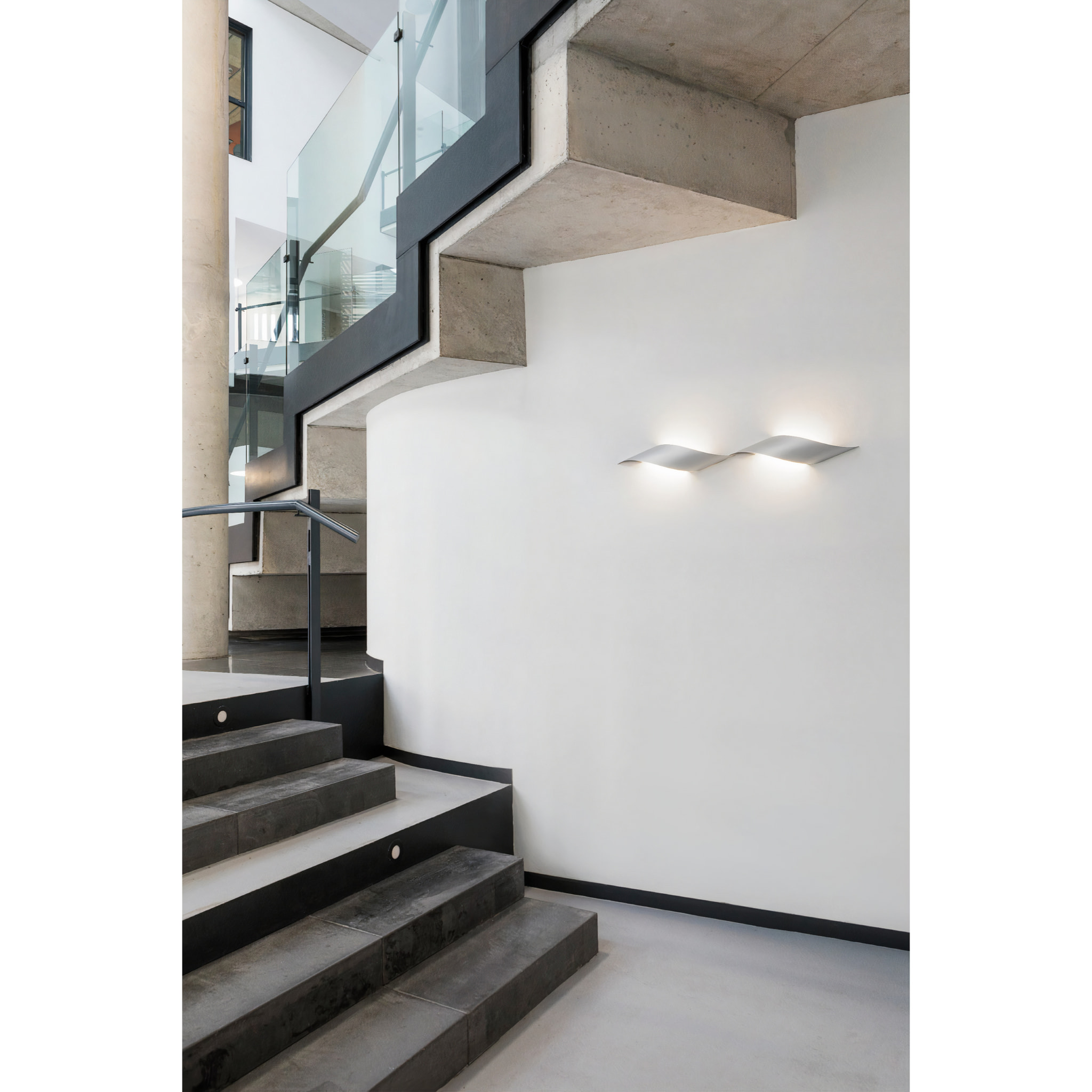 LEDS C4 Aplique Rizz 345Mm LED 6W 3000K Aluminio Satinado 435Lm