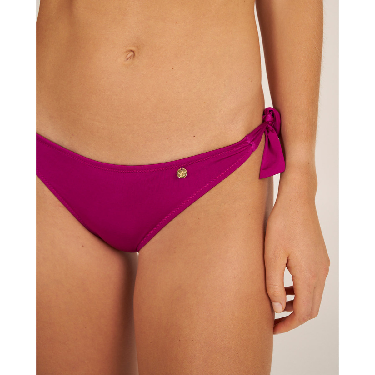 Braga de bikini clásica con lazos en tejido satinado