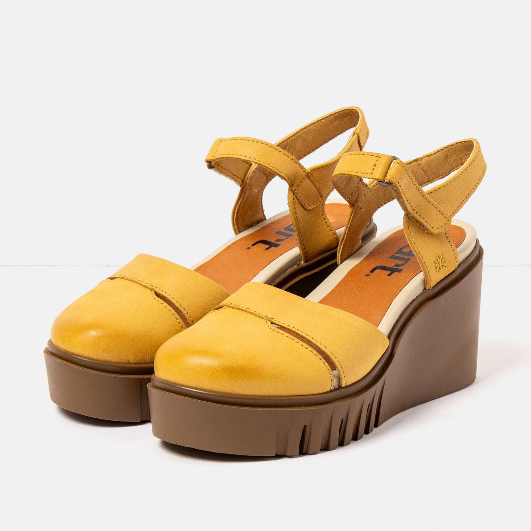 Sandalia de cuña 2083 ROMA YELLOW/ CATANIA color Yellow