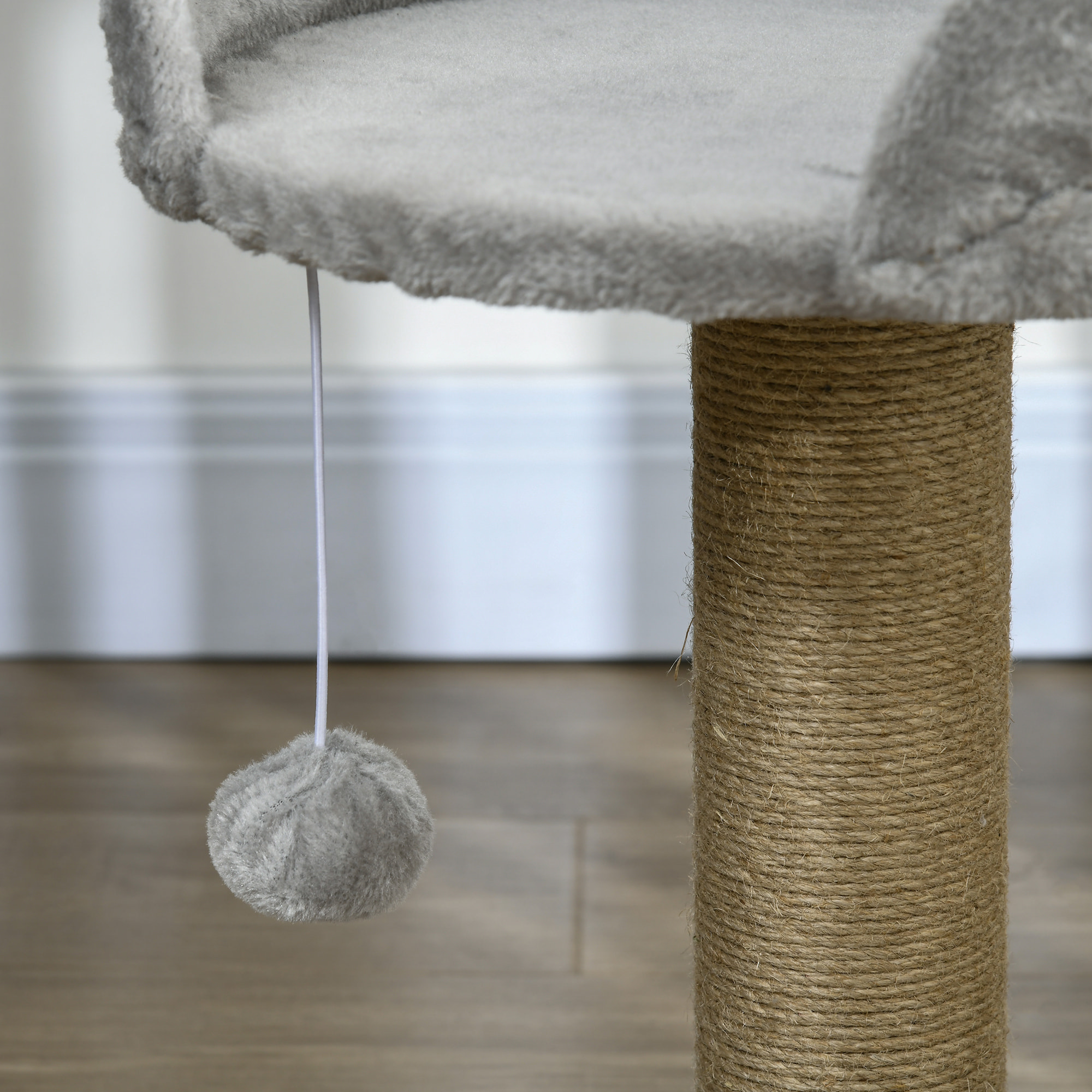 Arbre à chat griffoir 2 niveaux H. 49 cm - poteau sisal, plateforme observation, jeu de boule suspendue - jute polyester gris