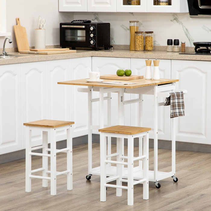 Juego de Mesa Alta de Bar y 2 Taburetes, Mesa Alta de Cocina de Bambú con Ruedas, Tablero Plegable, Ahorro Espacio, Cajones, Toalleros y Reposapiés, Natural y Blanco