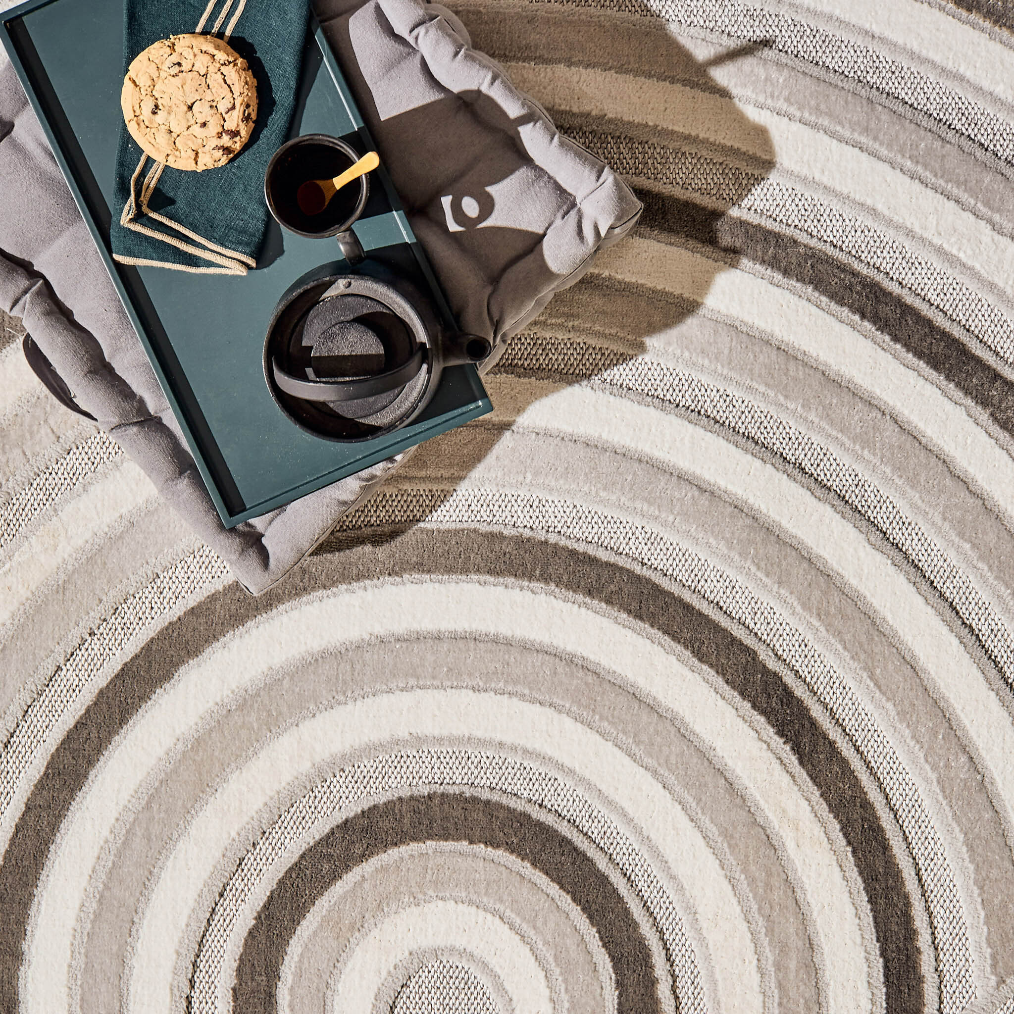 Tapis Loopin 312 gris - Motif en relief - Indoor & Outdoor