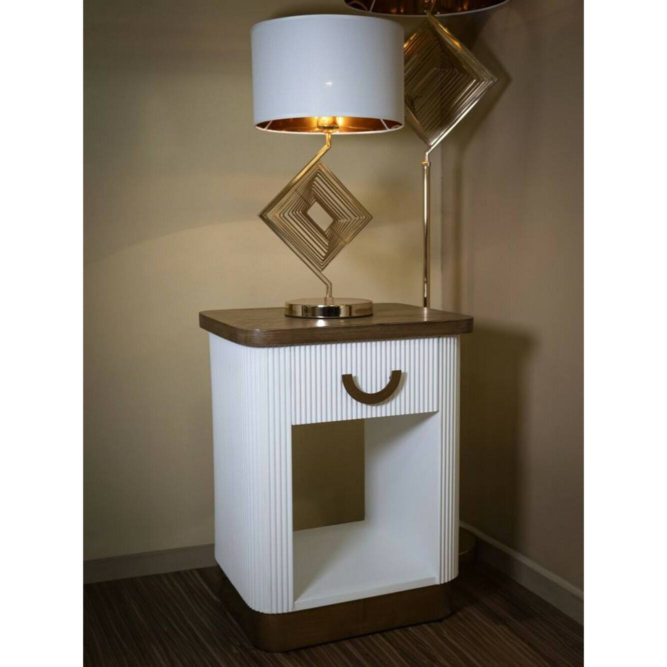 Comodino Fagends, Comò basso, Tavolino da notte, Mensola da letto, 48x40 h62 cm, Bianco e Marrone