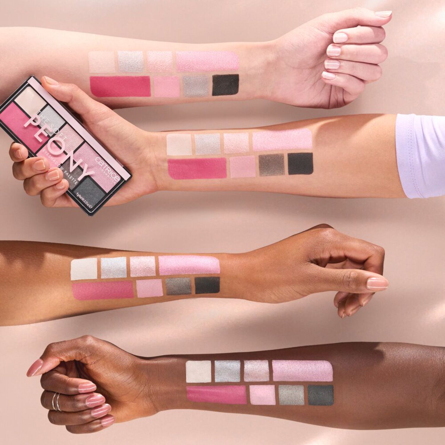 The Soft Peony Eyeshadow Palette - Palette Fard à Paupières Hautement Pigmentés