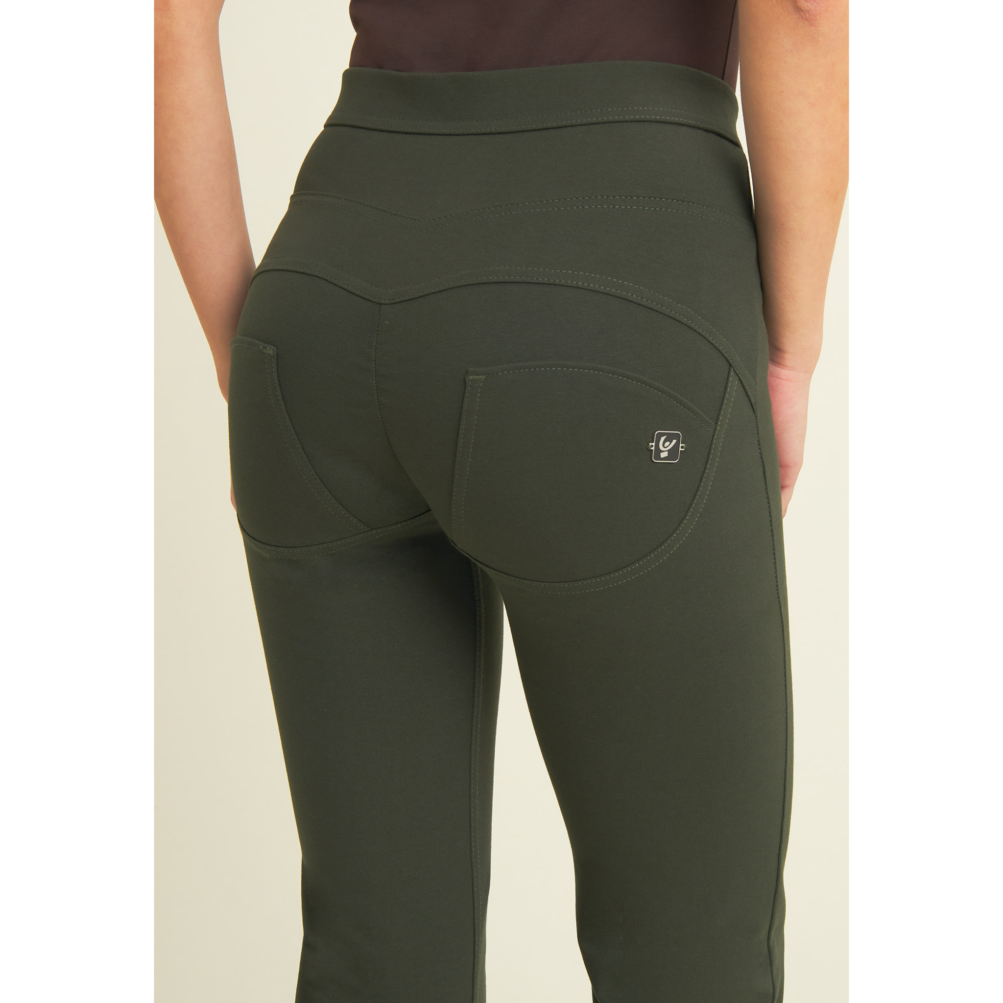 Pantaloni push up WR.UP® skinny flare vita taglio a V