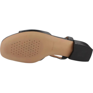 Sandalias Mujer de la marca GEOX  modelo D NEW ERAKLIA 15 B NEGRO