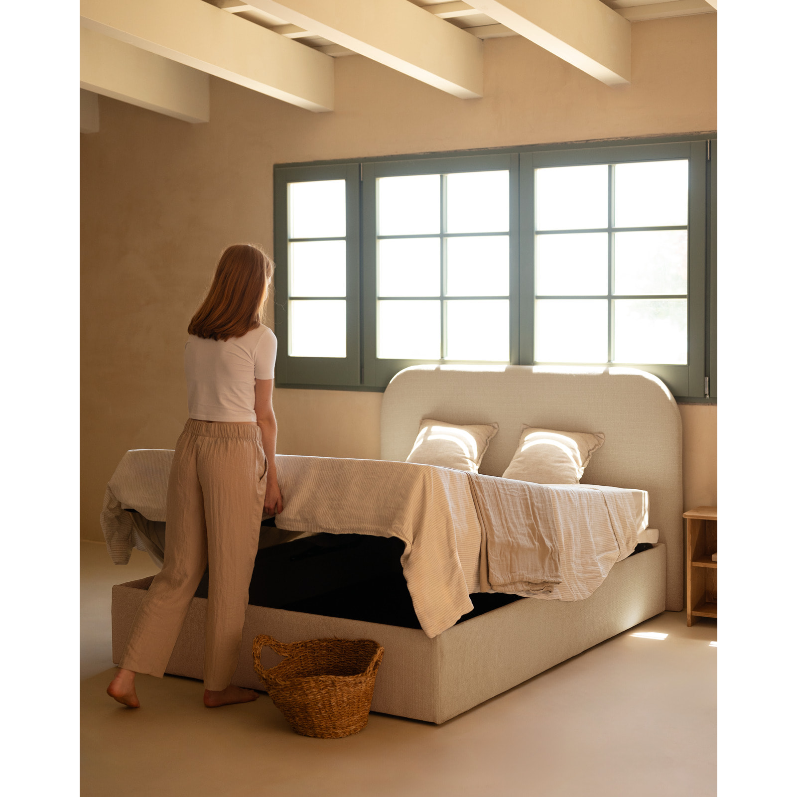 Cama con canapé gris claro para colchón de varias medidas