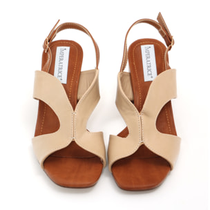 Sandali in simil pelle con tacco comodo