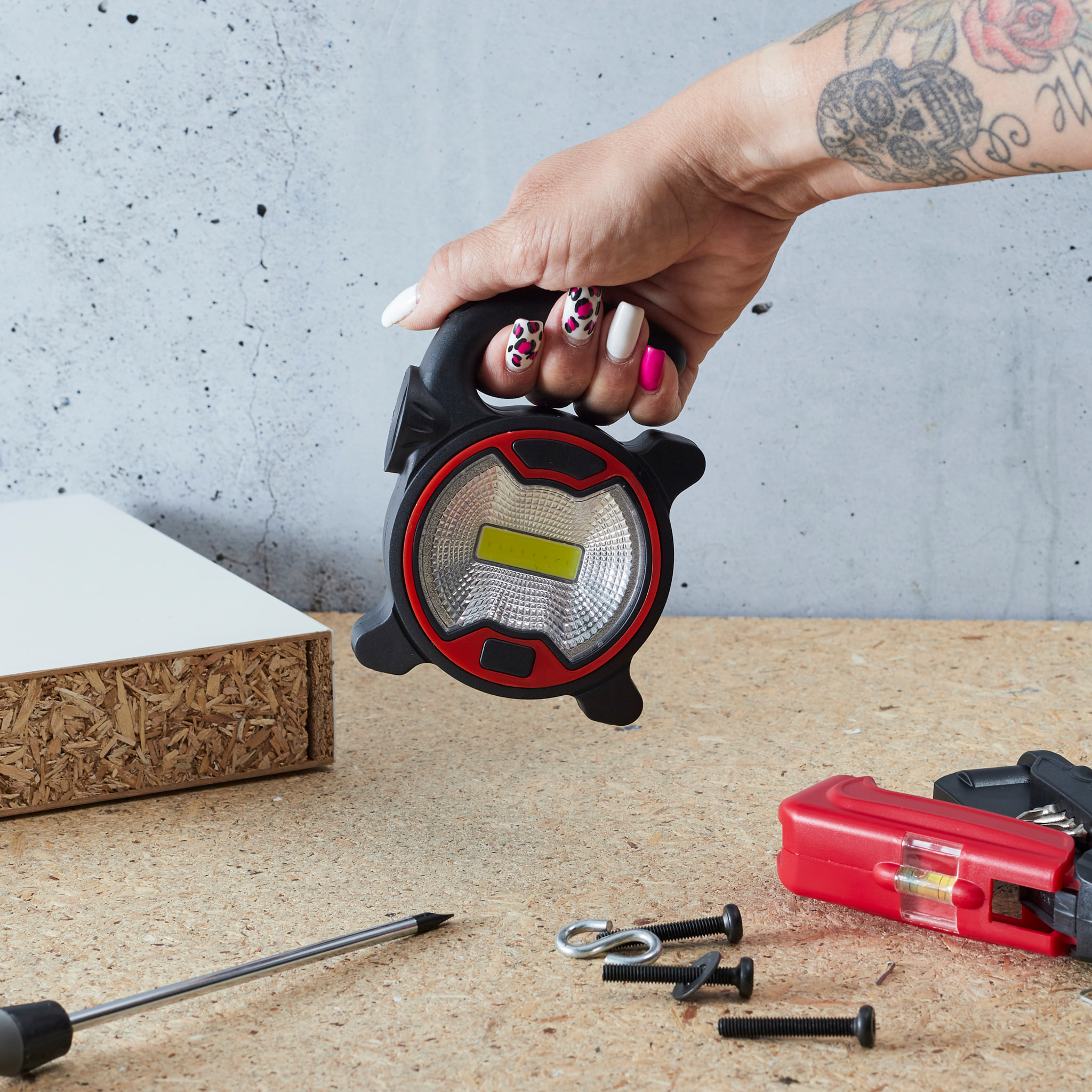 Luminaire - JE CHERCHE UNE IDEE - Utilitaire - Noir