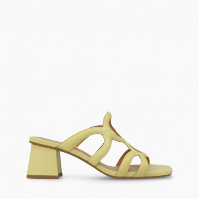 SANDALIAS AMARILLAS MIL5213-GO