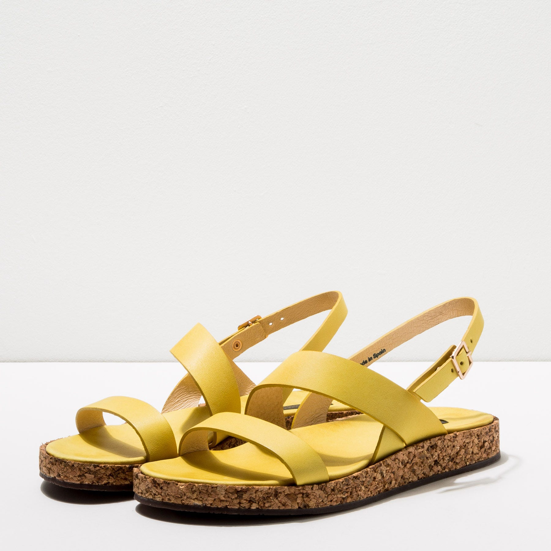 Sandalias S3212 RESTORED SKIN YELLOW / TARDANA color Yellow