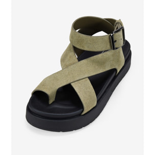 Sandalias de dedo verdes en piel con hebilla