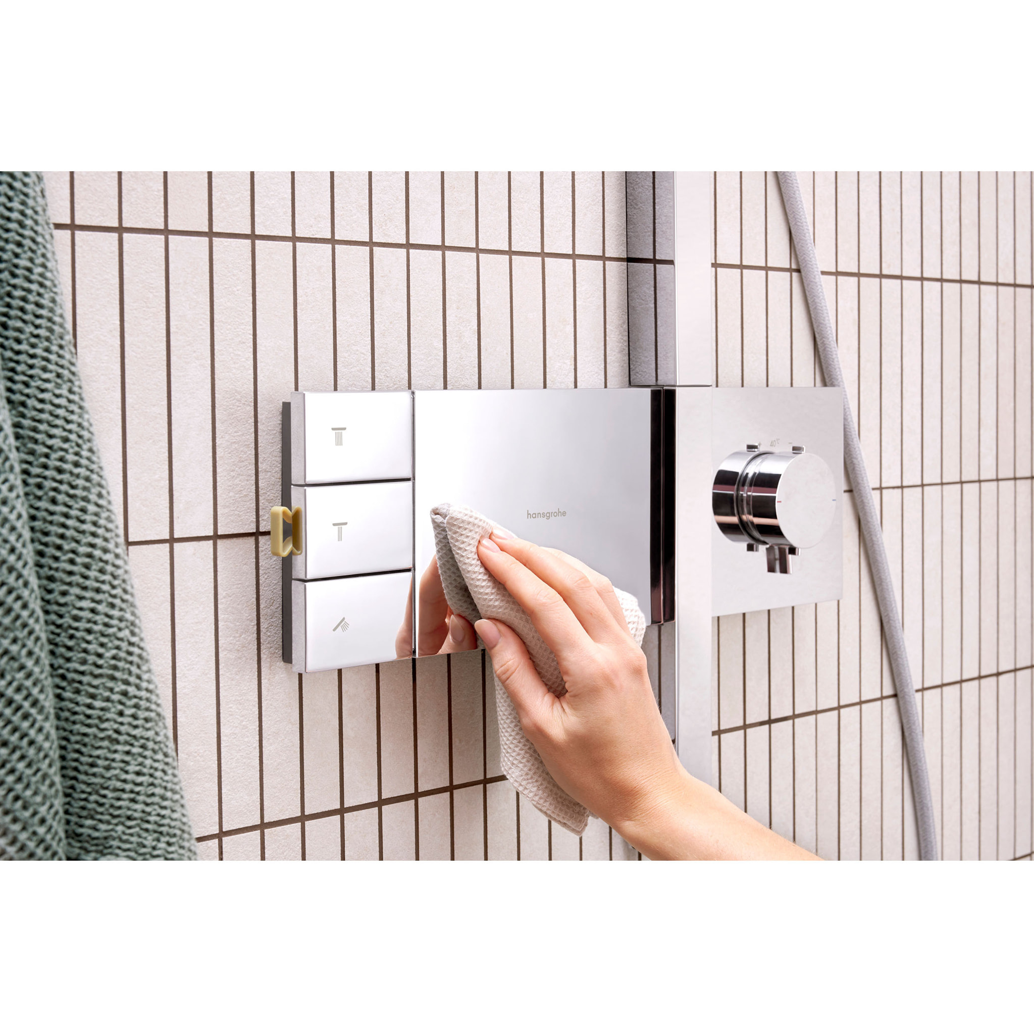 Colonne de douche Raindance Alive Q 2 jets avec thermostatique ShowerSelect Comfort, chromé