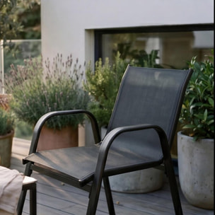 Set 4 sedie da giardino in acciaio zincato verniciato a polvere con seduta in texilene traspirante, resistenti agli agenti atmosferici, leggere e confortevoli, ideali per balcone terrazzo e outdoor, facili da pulire e durevoli