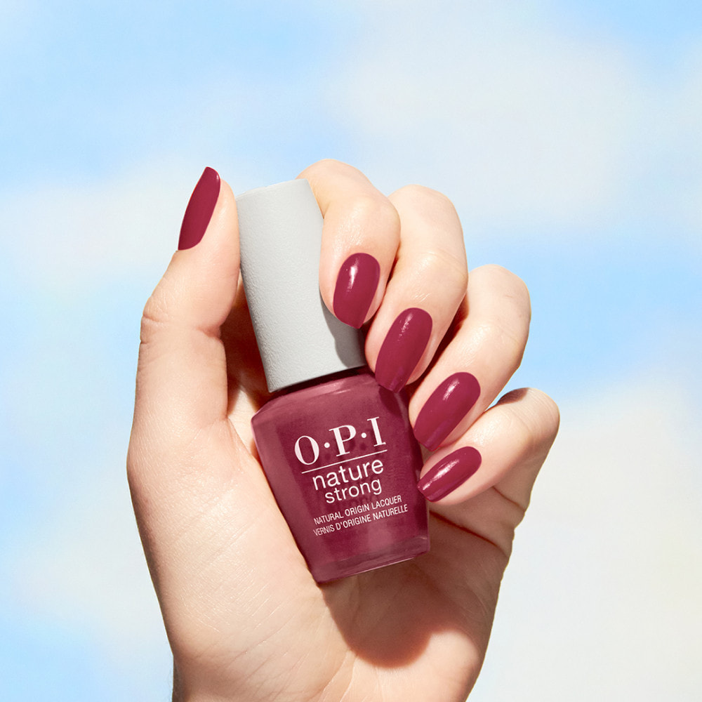 Give a Garnet - Vernis à ongles Vegan Nature Strong - 15 ml OPI