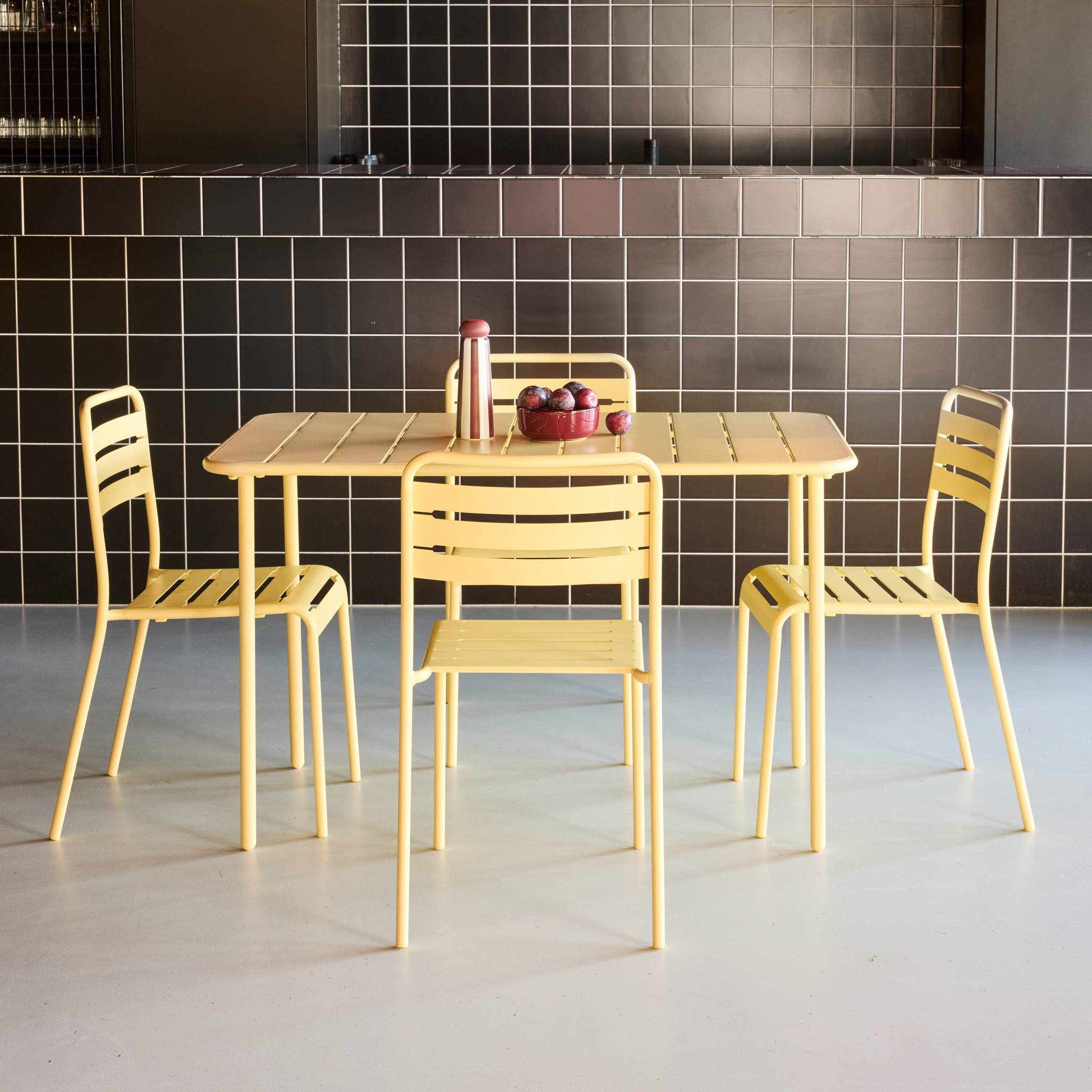 Table de jardin métal + 4 assises AMÉLIA