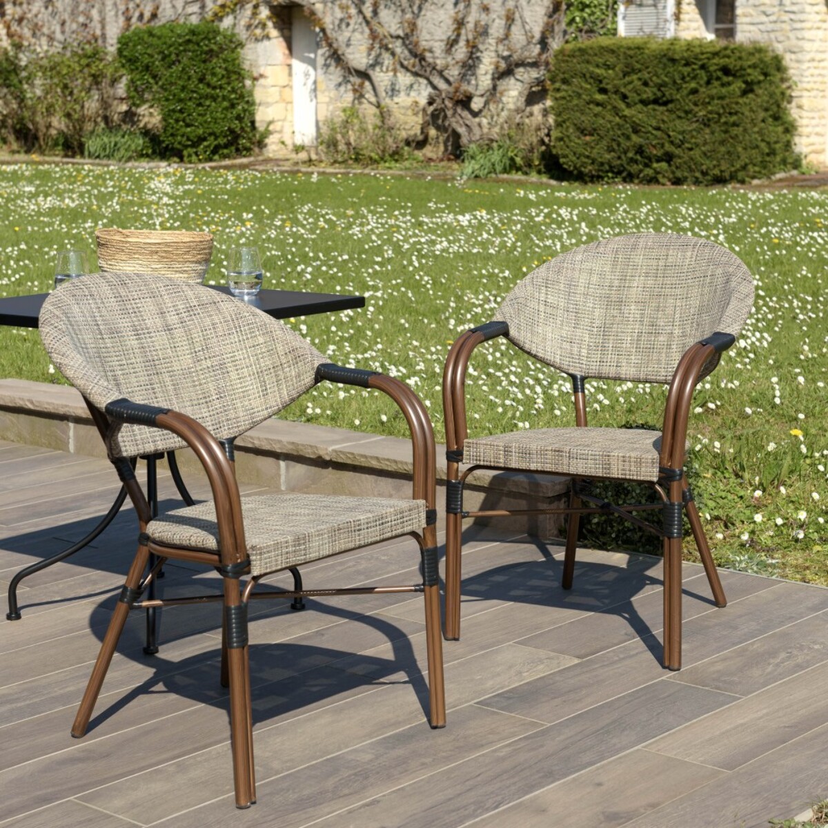 VIANNEY - Lot de 2 chaises de jardin bistrot en acier textilène taupe