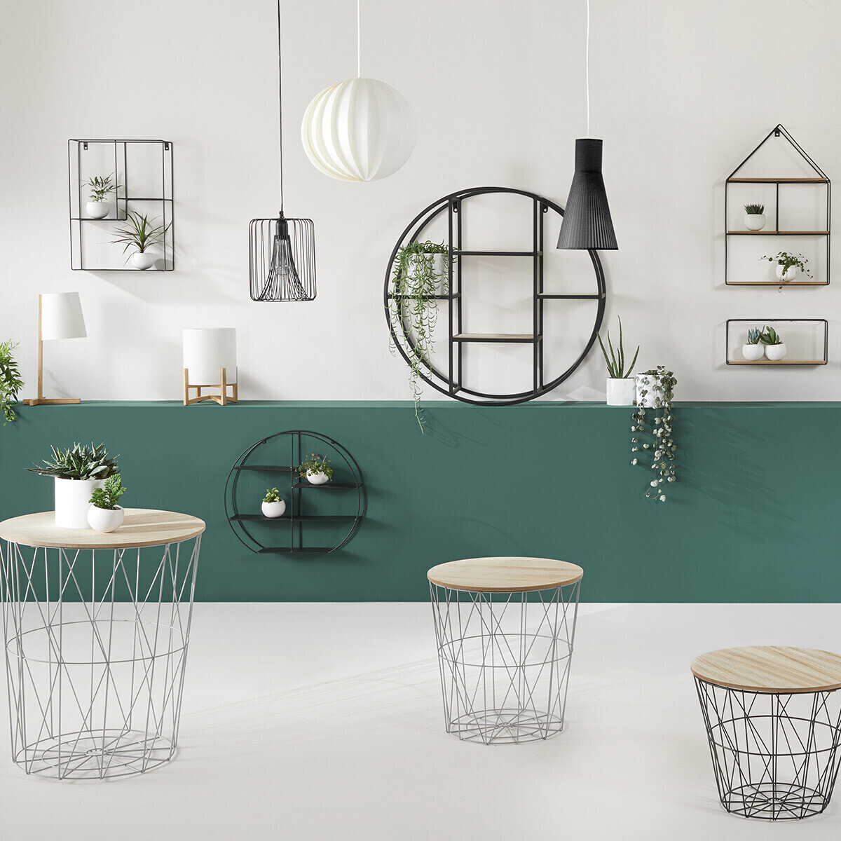 Table d'appoint "Kumi" noire D40 cm