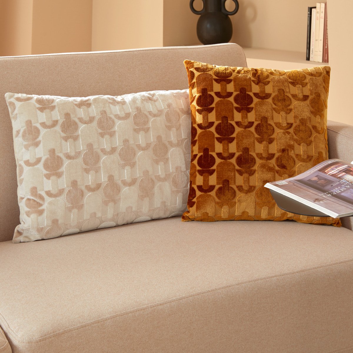 Coussin "Luna" jacquard velours ocre 40x40cm