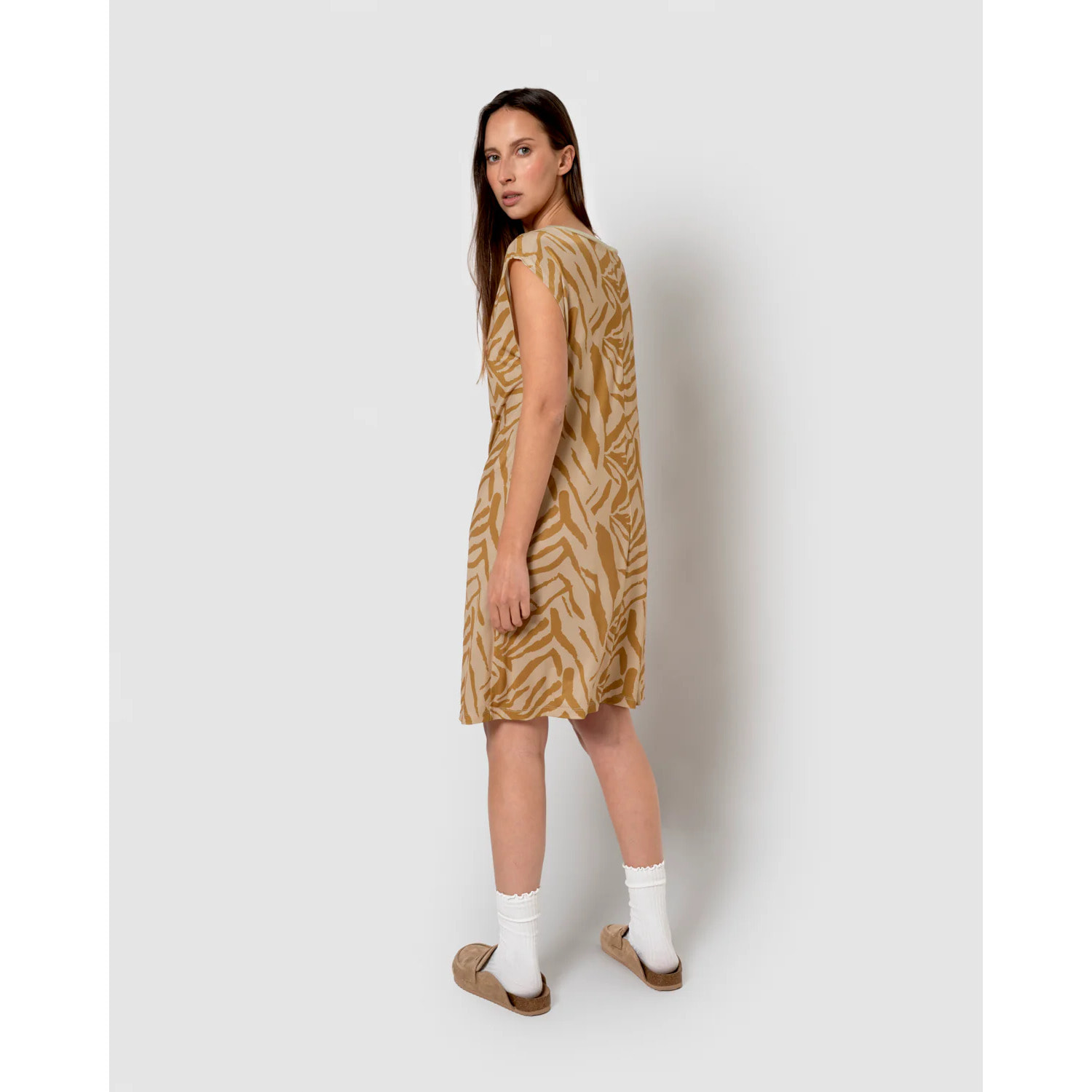 Vestido corto soft indra ocre