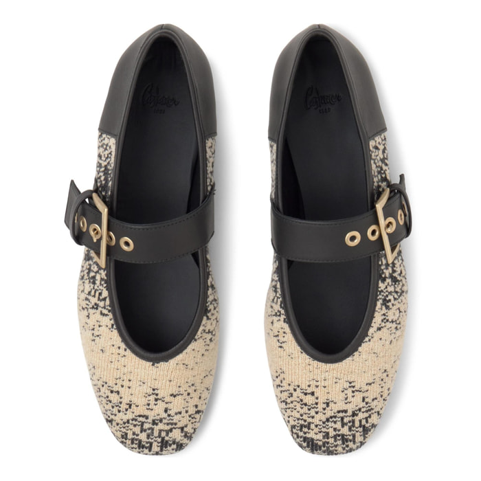 Bailarina plana Hermi en napa y punto con cierre de hebilla