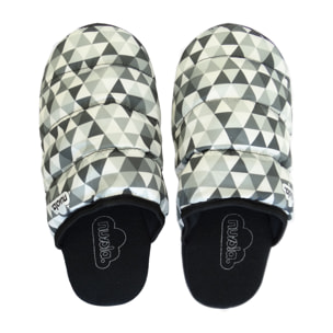 Zapatilla de estar por casa ,Zueco Geo Suela de Goma.