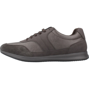 Sneakers de  Hombre de la marca GEOX  modelo U AVERY GRIS