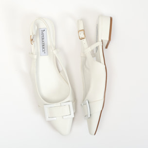 Ballerine slingback in simil pelle con dettaglio sulla punta