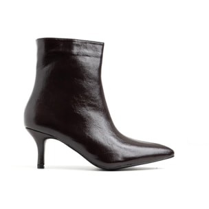 Tronchetto a punta in vernice - MARRONE