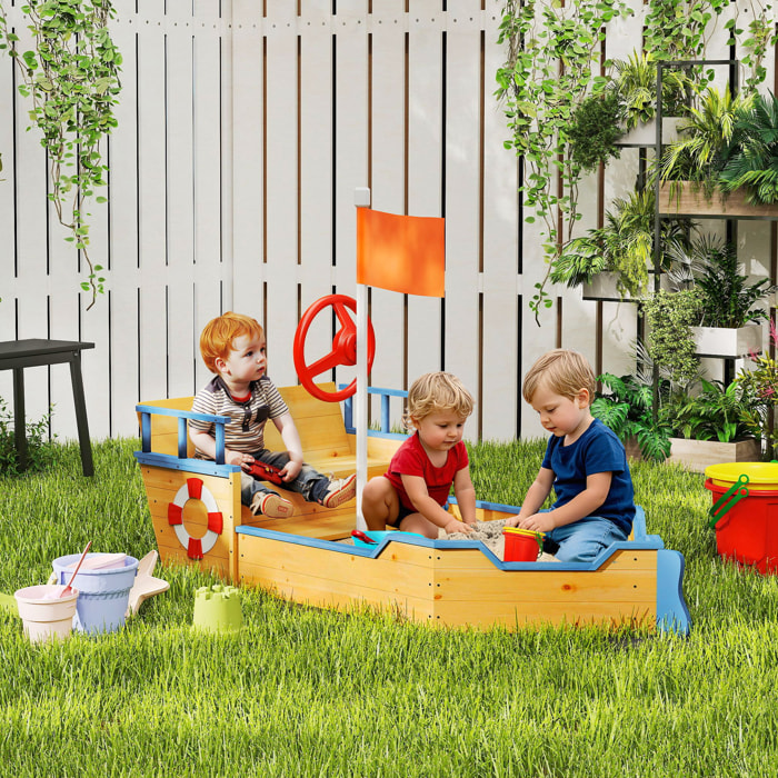 Arenero Infantil de Madera Diseño de Galeón con 2 Escalones Banco con Almacenaje Bandera y Timón Cajón de Arena de Jardín para Niños de +3 Años 158x78x45,5 cm Natural