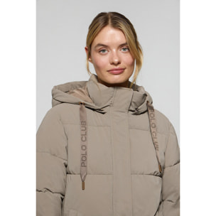 Abrigo Roma color taupe de capucha extraíble y detalles Polo Club