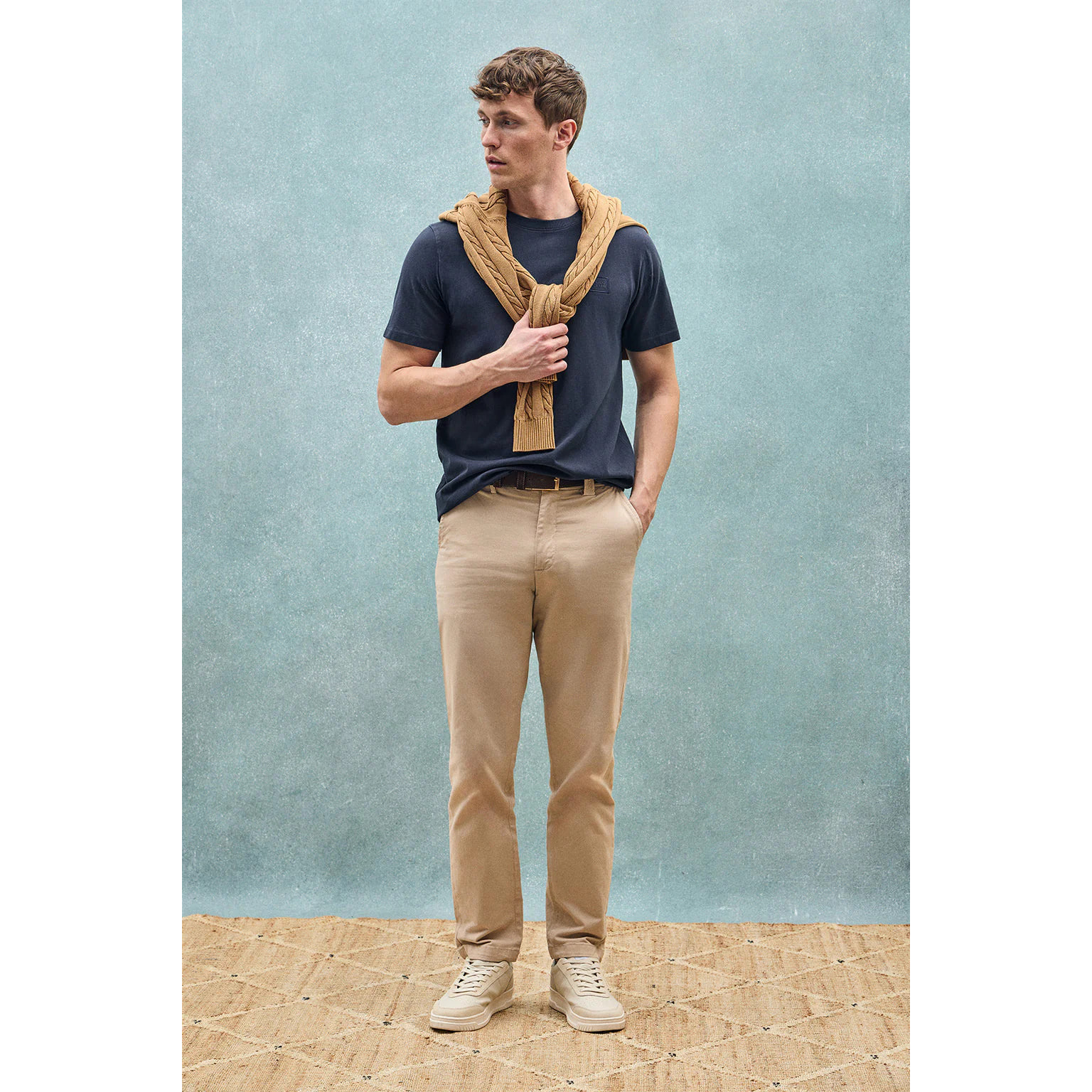 Camiseta azul marino garment dye con detalle Polo Club